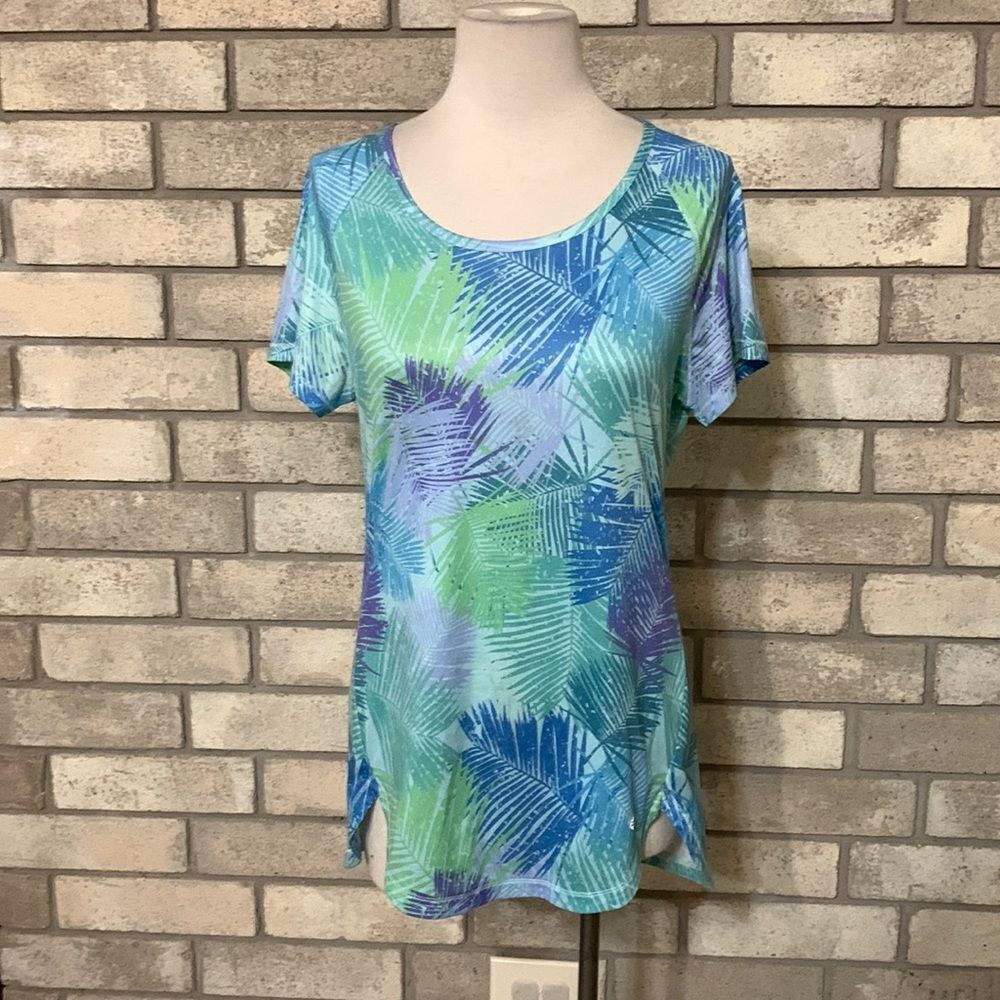 3for$20 reel legends fishing shirt women medium